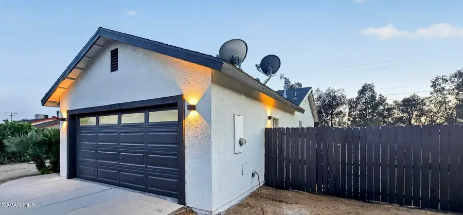 8668 S Loop Boulevard, California City, CA 93505 - #2