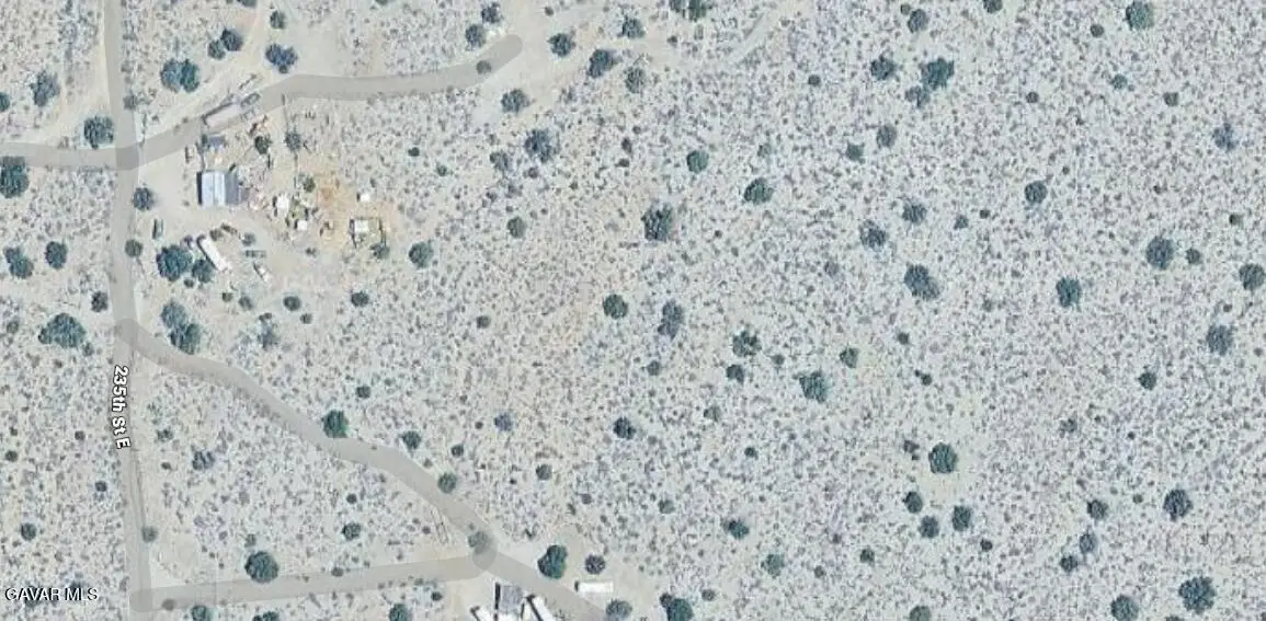 Vic E Avenue Y 8, Llano, CA 93544 - #1