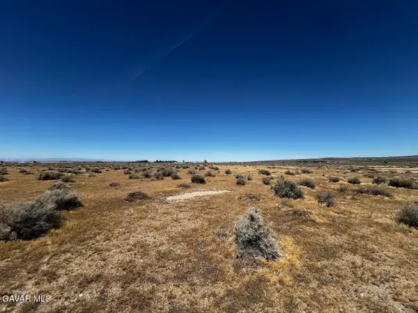 Cor 127 Ste #H12, Lancaster, CA 93535