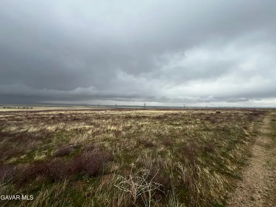 0 Vic Avenue J12 117 Stw, Lancaster, CA 93536 - #3