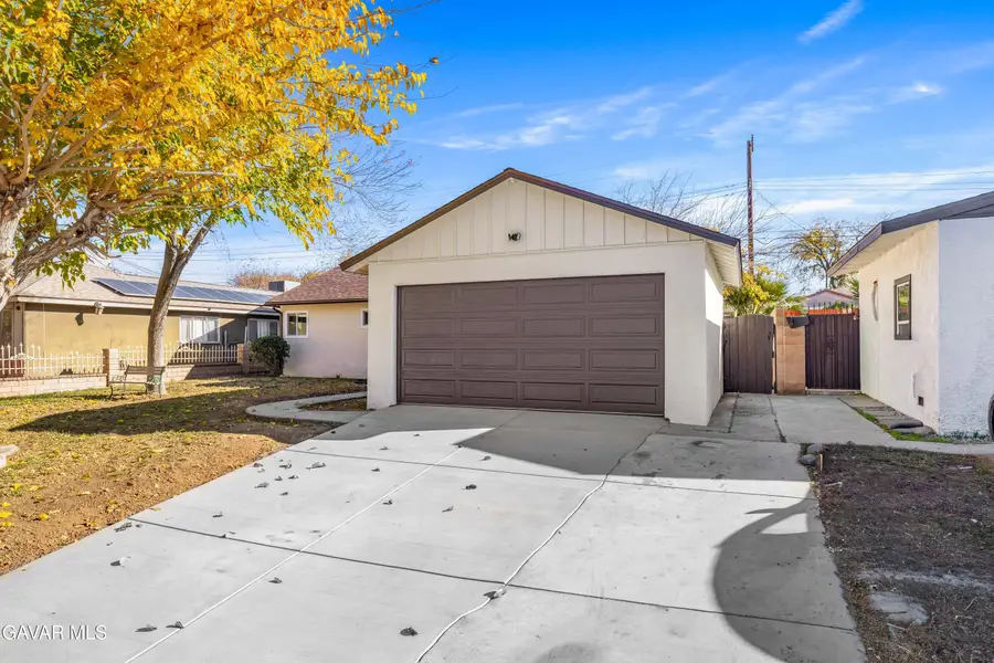 44054 Elm Avenue, Lancaster, CA 93534 - #3