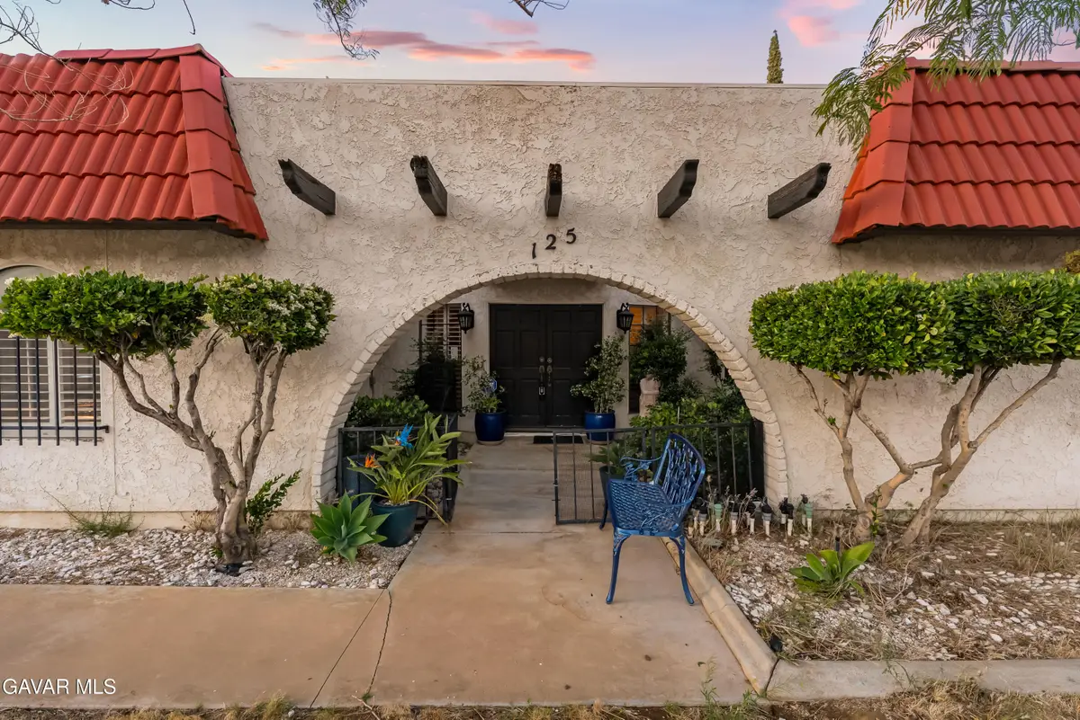 125 Lakeview Drive, Palmdale, CA 93551 - #1