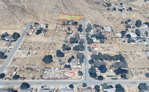 Joshua Grove Avenue, Palmdale, CA 93591