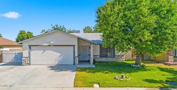 1123 Herzel Avenue, Lancaster, CA 93535