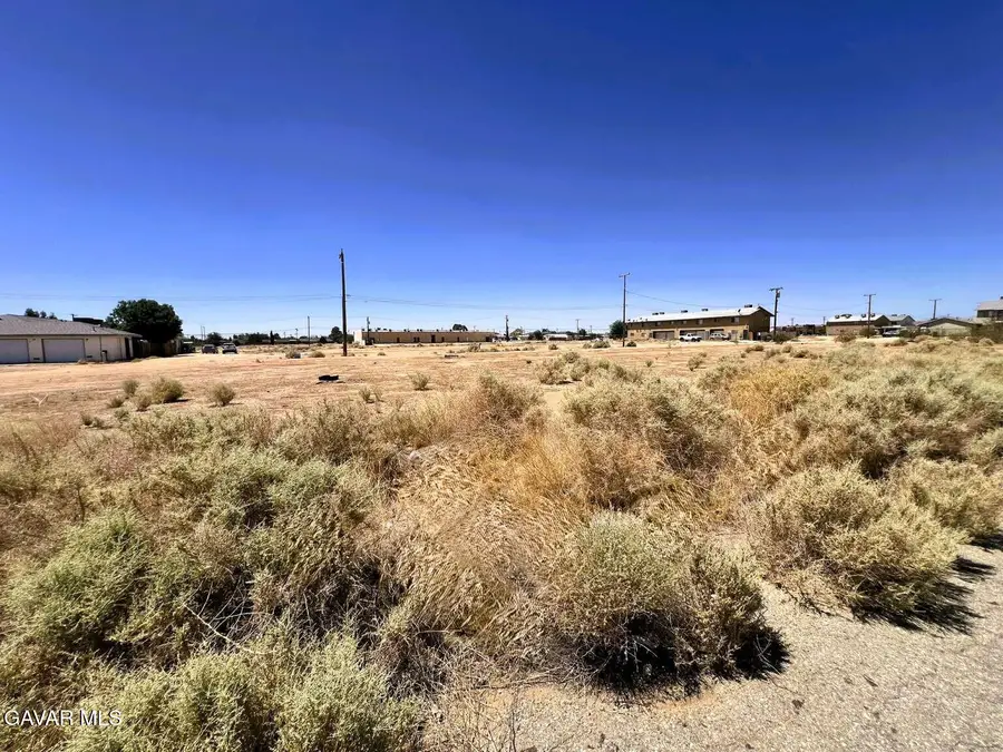 8418 Columbine Avenue, California City, CA 93505 - #3