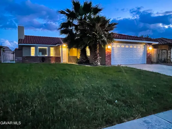 1802 Linda Avenue, Lancaster, CA 93534