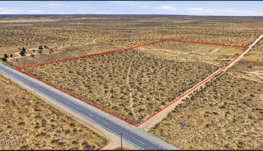 8929 E Avenue J, Lancaster, CA 93535 - #2