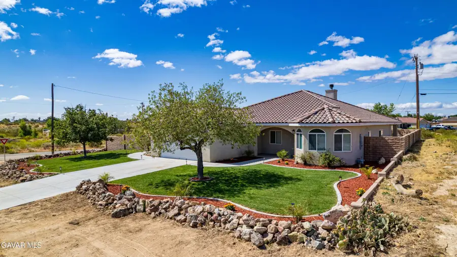 10260 Rea Avenue, California City, CA 93505 - #2