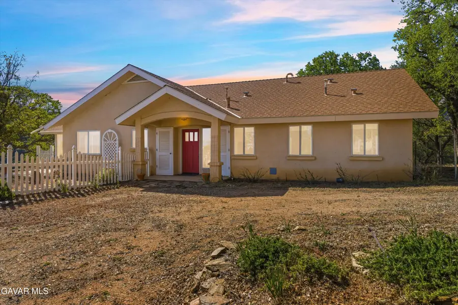 18073 Water Canyon Road, Tehachapi, CA 93561 - #2