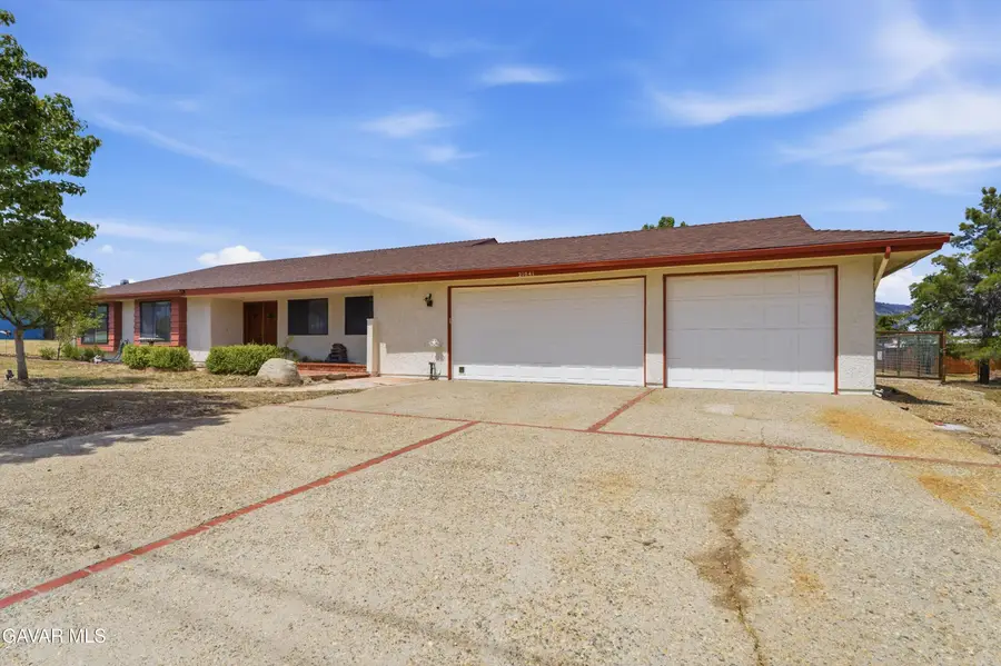 21041 Lonely Lane, Tehachapi, CA 93561 - #2