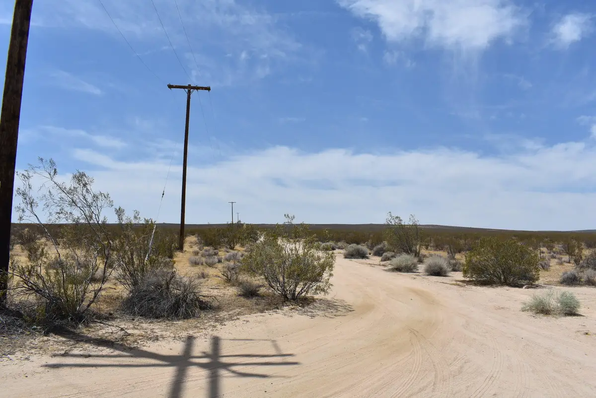 20000 E Ave B, Lancaster, CA 93535 - #1