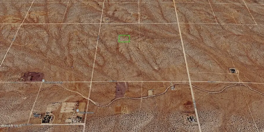 19600 E Avenue E-10, North Antelope Valley, CA 93535 - #2