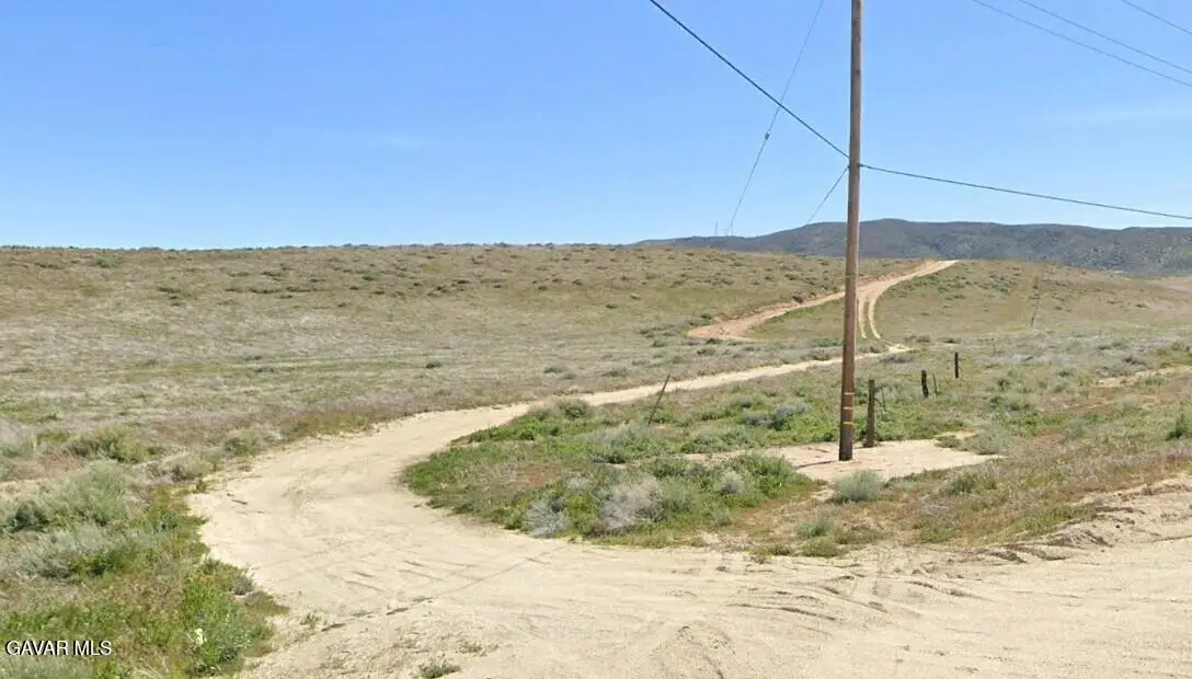 13700 W Ave I6, Del Sur, CA 93536 - #1
