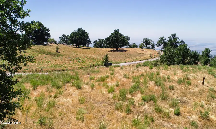 27120 El Camino Drive, Tehachapi, CA 93561 - #3
