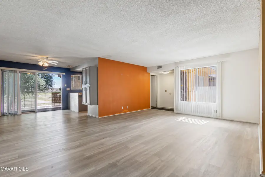 42935 15th Street #Unit 8, Lancaster, CA 93534 - #3