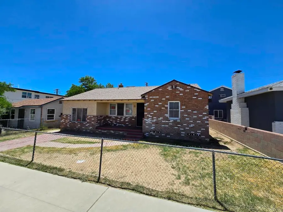 15653 K Street, Mojave, CA 93501 - #2
