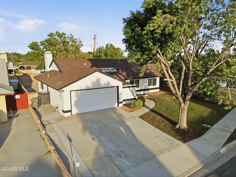 45102 Camolin, Lancaster, CA 93534 - #3