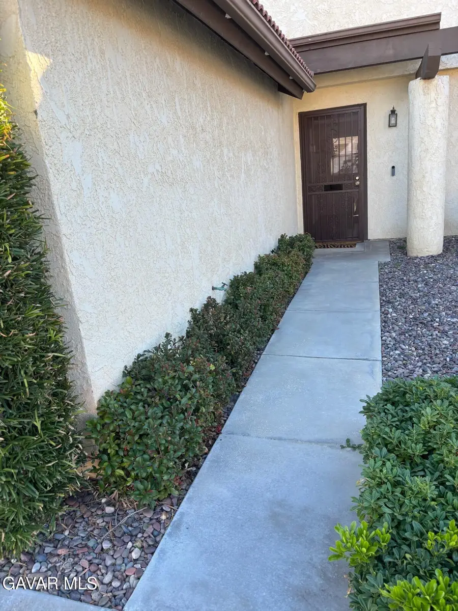 2832 Dartmouth Drive, Lancaster, CA 93536 - #2