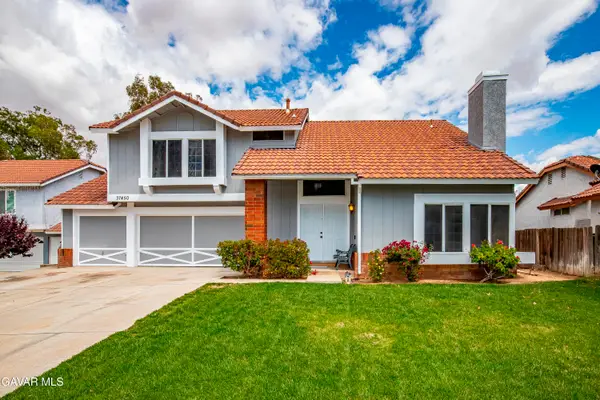 37450 Yorkshire, Palmdale, CA 93550
