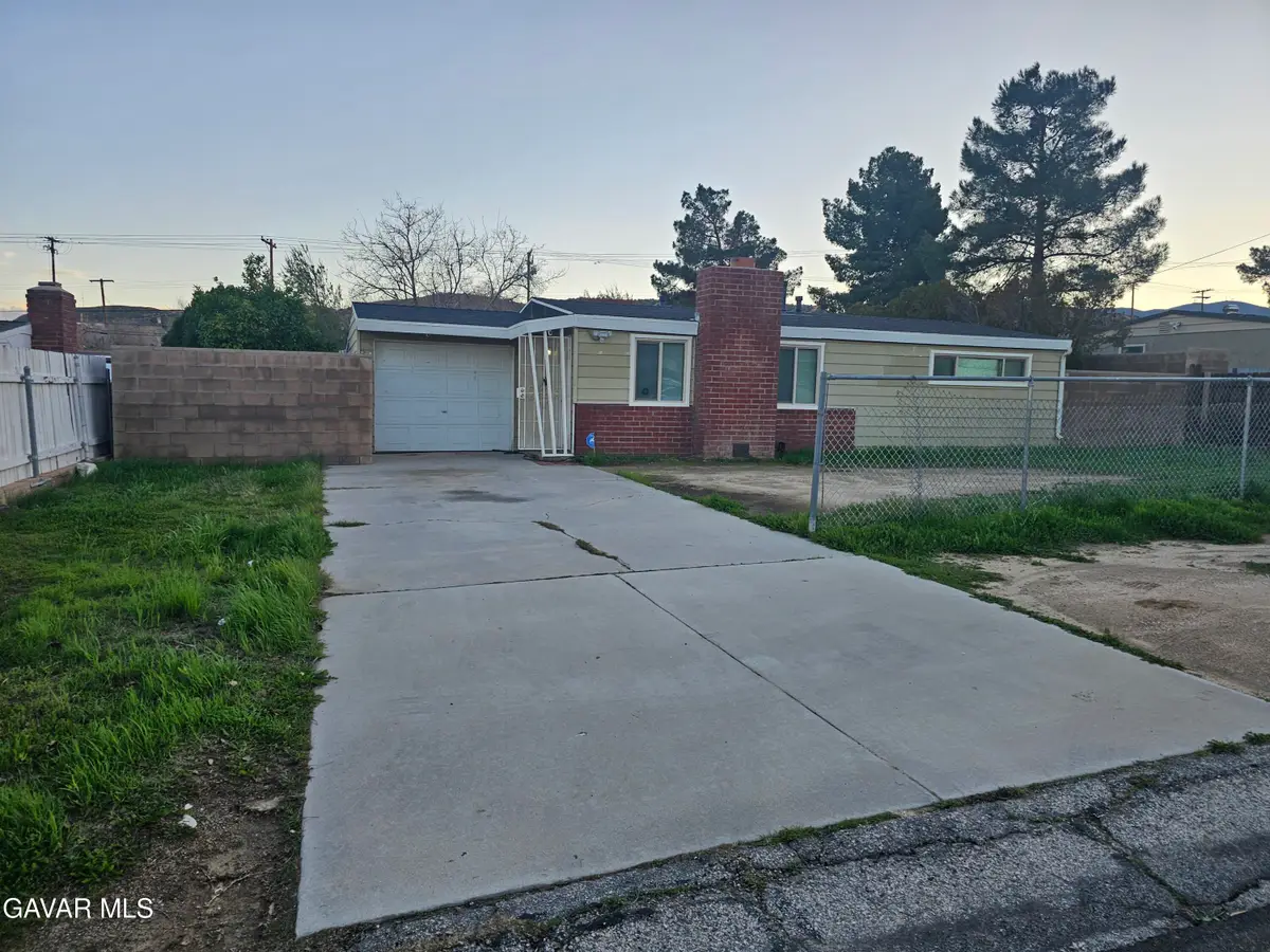 1132 W Ave P-14, Palmdale, CA 93551 - #1