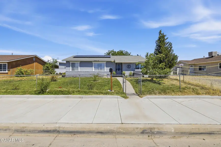 38512 E 30th Street, Palmdale, CA 93550 - #2