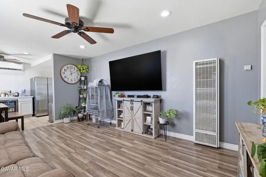 38512 E 30th Street, Palmdale, CA 93550 - #3