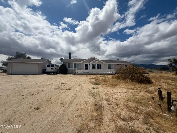 397 Joshua Hills Road, Pinon Hills, CA 92372