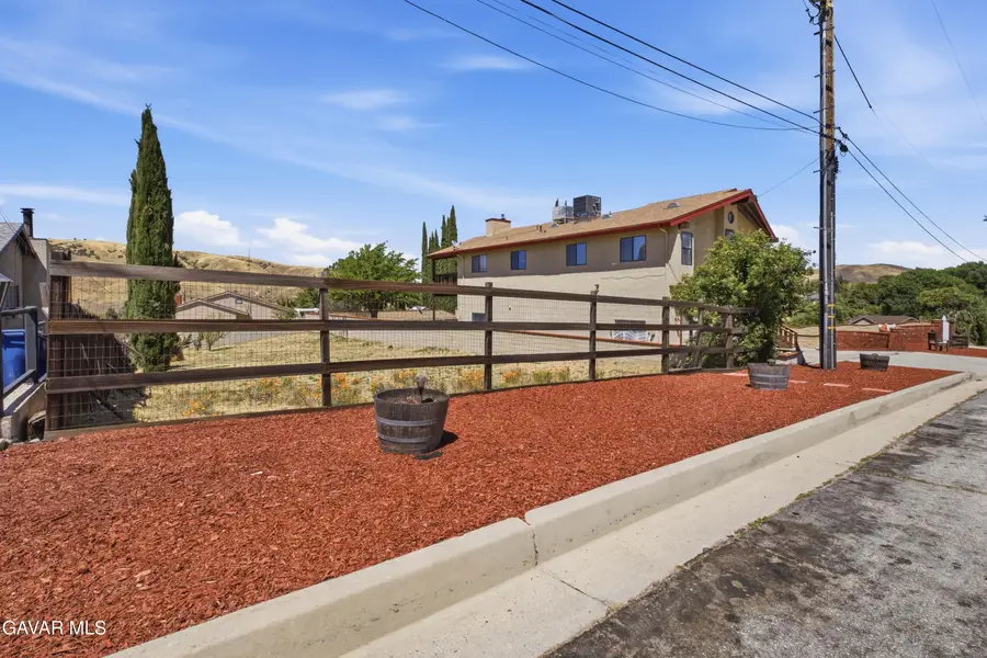 15347 Rimford Street, Lake Hughes, CA 93532 - #3