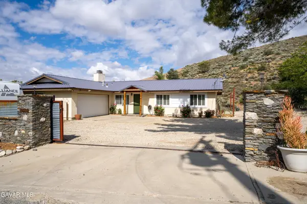 40002 97th Street, Palmdale, CA 93551