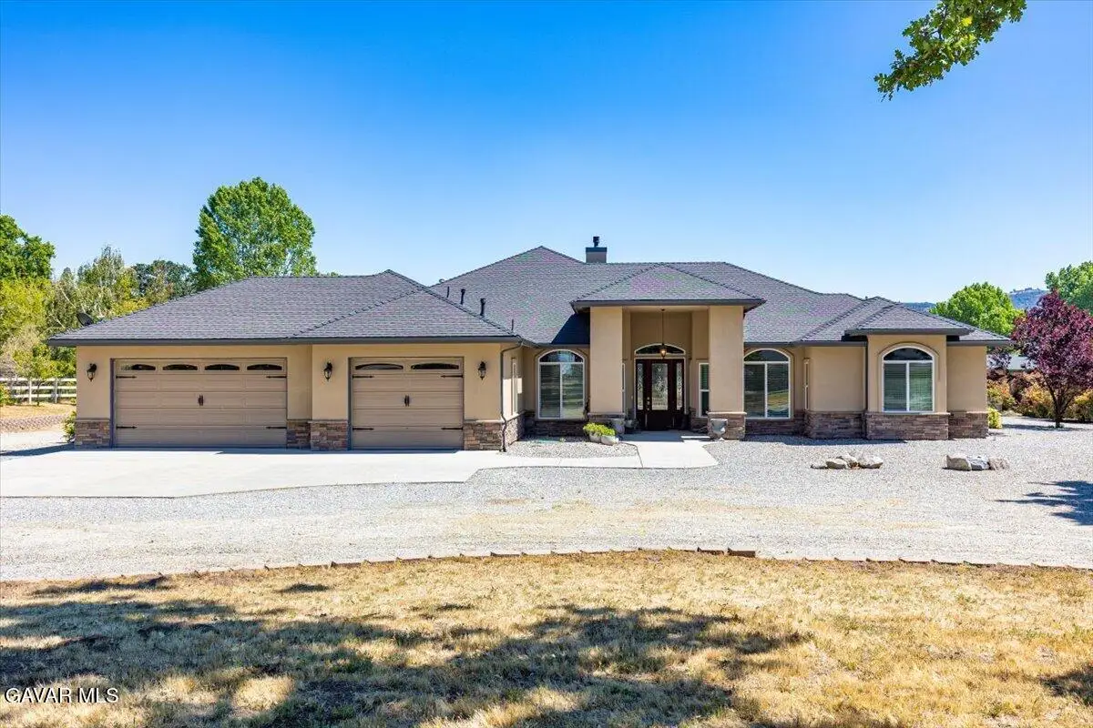 23840 Martingale Way, Tehachapi, CA 93561 - #1