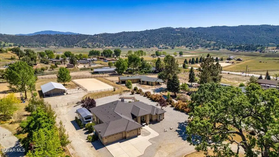 23840 Martingale Way, Tehachapi, CA 93561 - #2