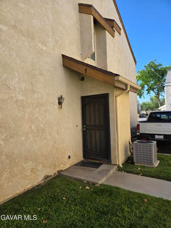 1840 E Avenue J2 #Apt 7, Lancaster, CA 93535