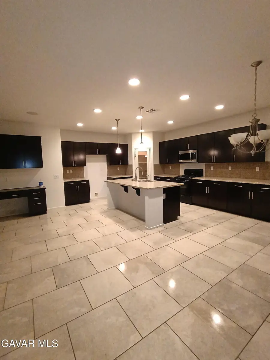 42547 Camden Way, Lancaster, CA 93536 - #3