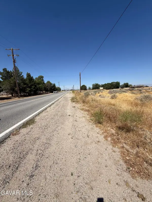 E Avenue I E Ave I Vic 45 Ste, Lancaster, CA 93535
