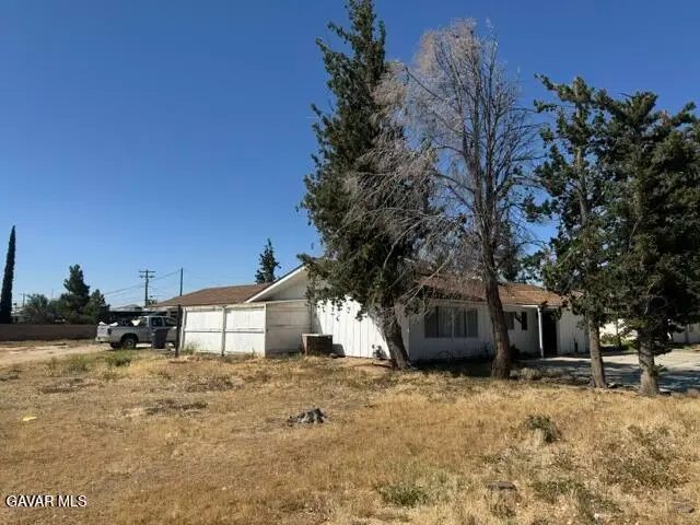 2030 Cerro Gordo Street, Mojave, CA 93501 - #2