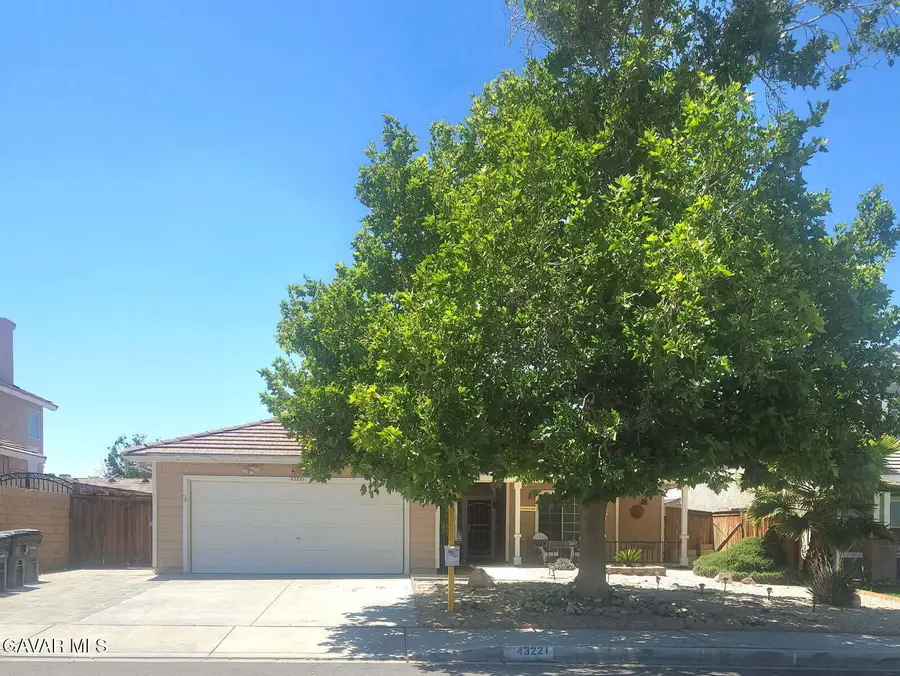 43221 E 32nd Street, Lancaster, CA 93535 - #2