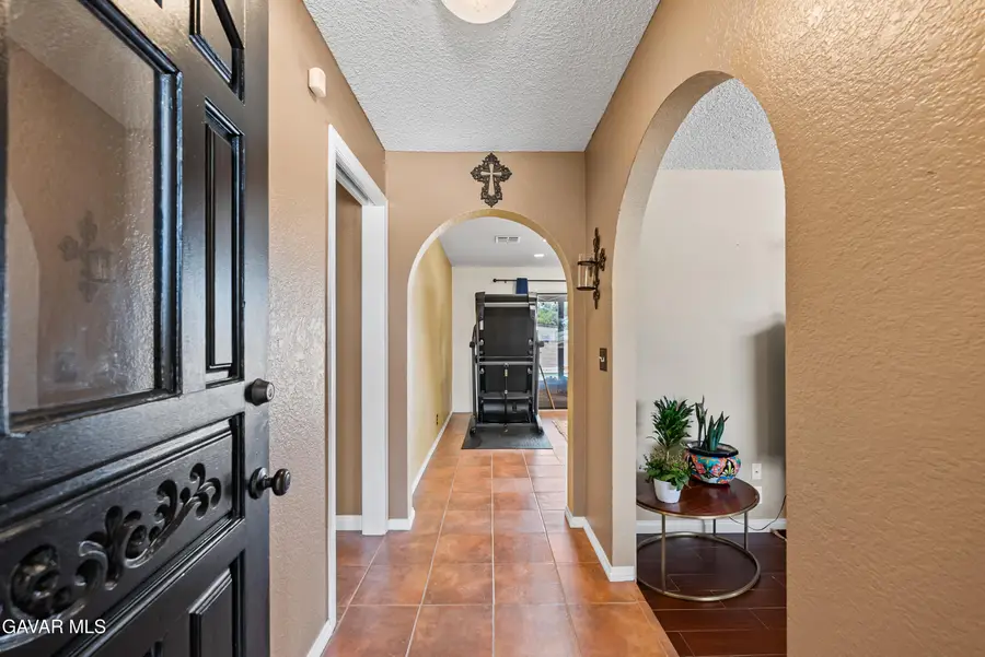 5055 W Ave K 12, Quartz Hill, CA 93536 - #3