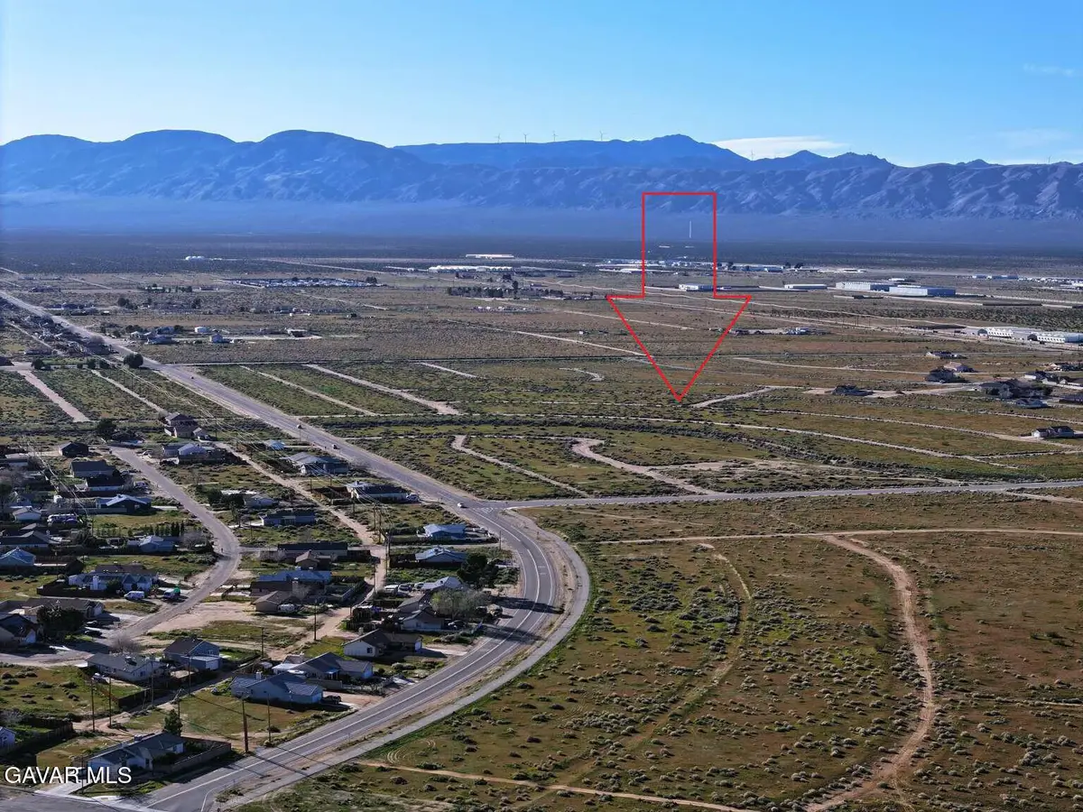 8195 Bolden Drive, California City, CA 93505 - #1