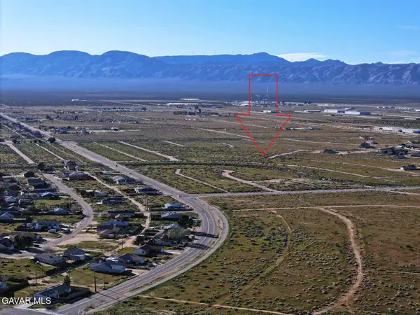 8195 Bolden Drive, California City, CA 93505