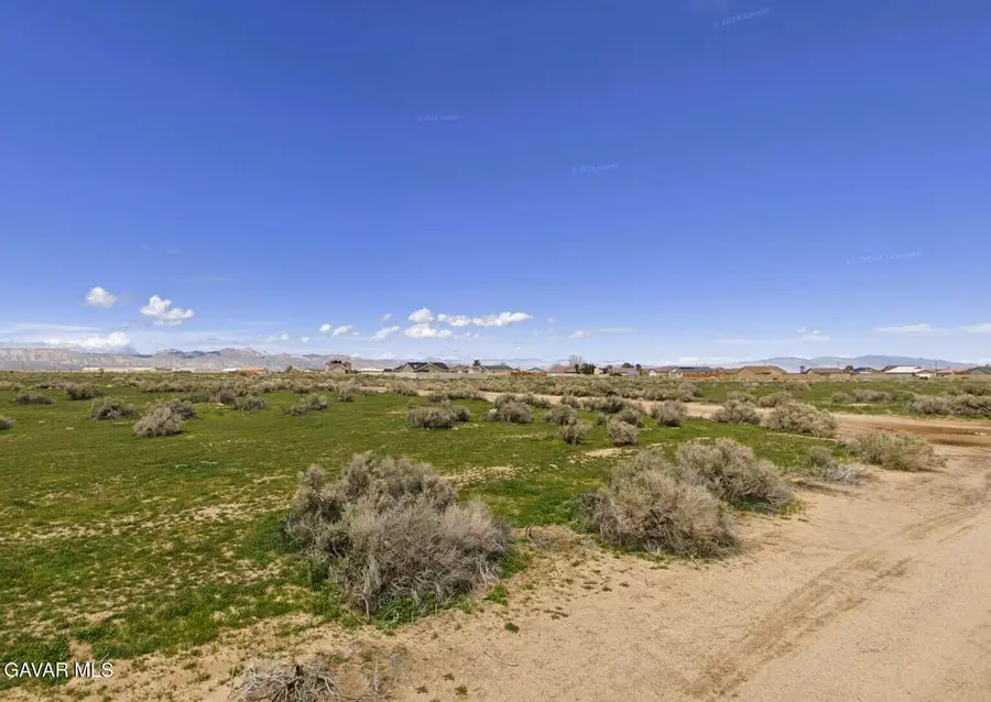 8195 Bolden Drive, California City, CA 93505 - #3