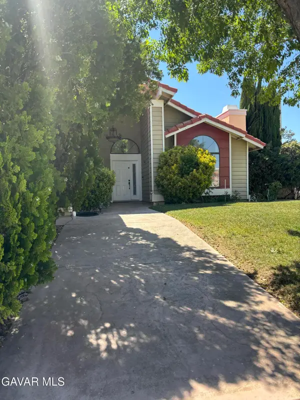 37063 Waterman Avenue, Palmdale, CA 93550