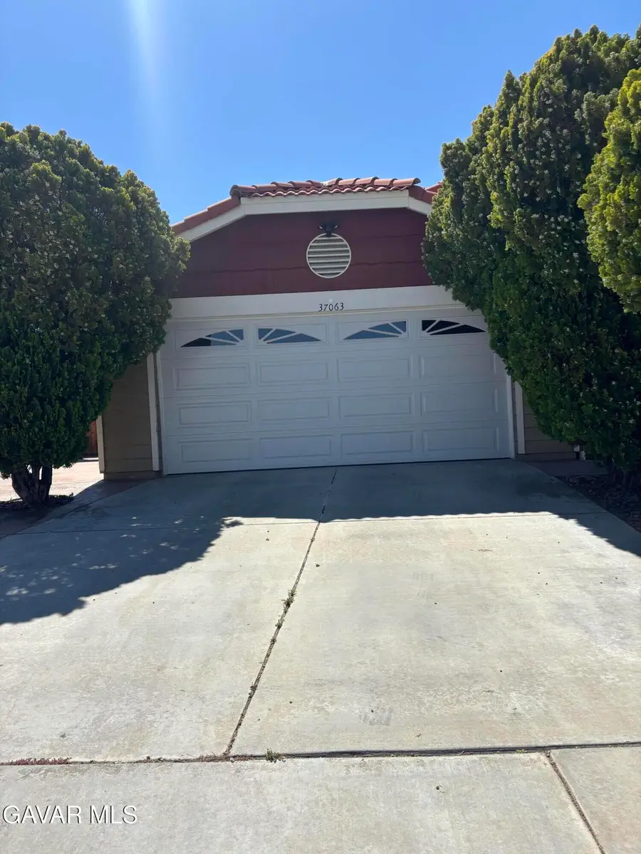 37063 Waterman Avenue, Palmdale, CA 93550 - #2