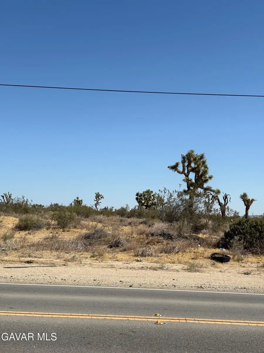 Cor Avenue O Pav 140e, Palmdale, CA 93591 - #2