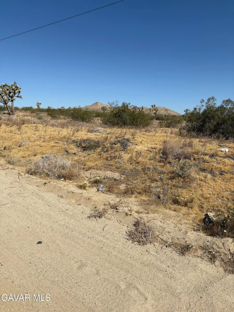 140 Ste Vic Avenue N12 Ste, Palmdale, CA 93591 - #2