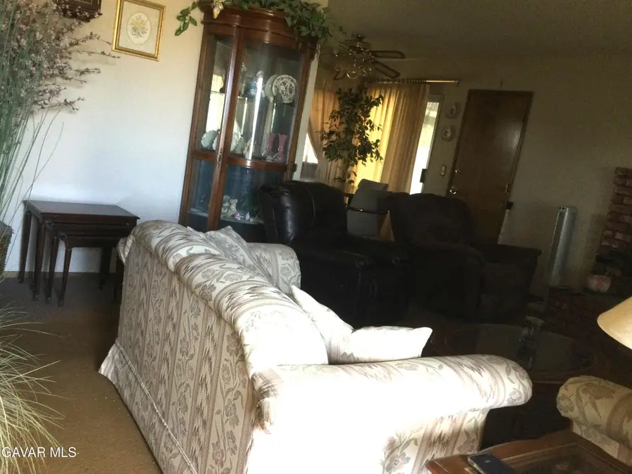Address Withheld By Seller, Lake Los Angeles, CA 93591 - #3