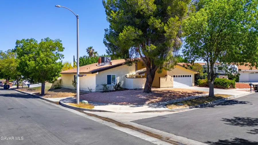 2653 End Court, Lancaster, CA 93536 - #2