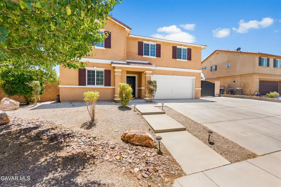 7150 Hemlock Avenue, Lancaster, CA 93536 - #3