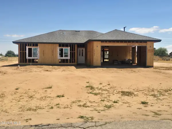 8184 Kalmia Avenue, California City, CA 93505