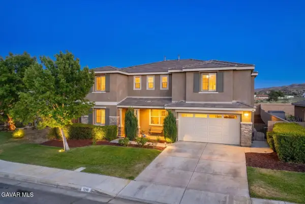 1242 Wellington Drive, Palmdale, CA 93551