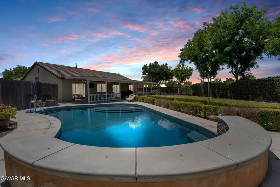 12106 Verdelho Avenue, Bakersfield, CA 93312 - #2